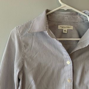 BR Non-Iron Fitted Navy White Pinstripe Button Up